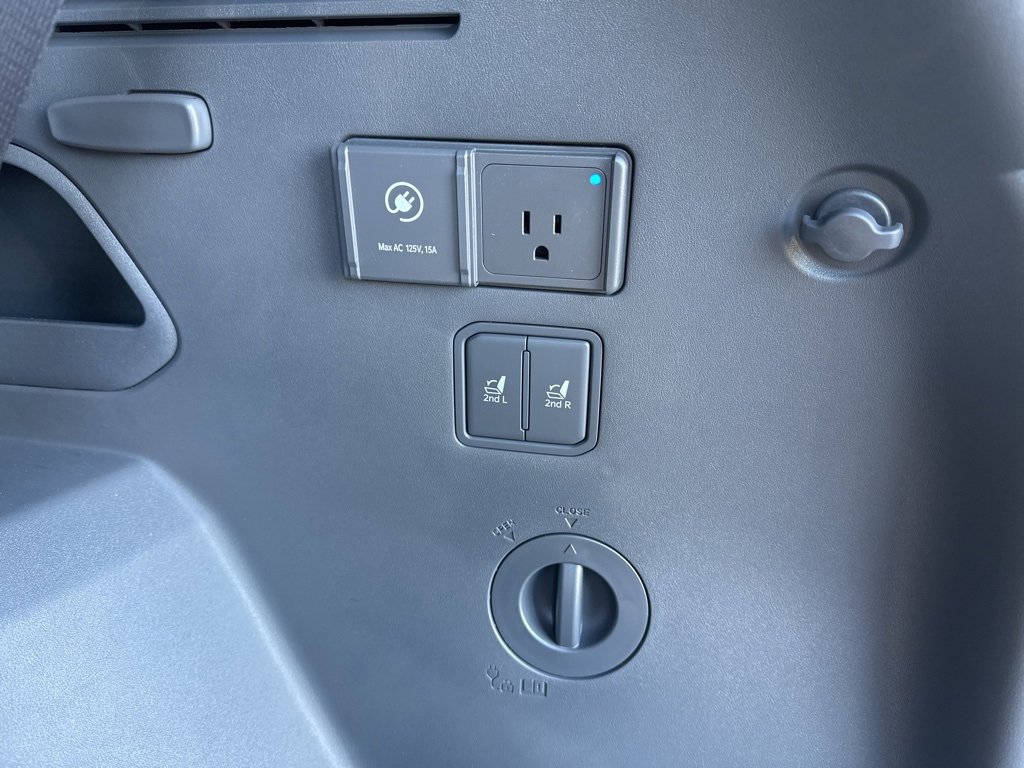 New 2026 Kia EV9 Wind image 20