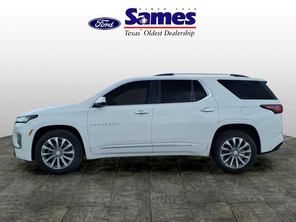 Used 2023 Chevrolet Traverse Premier FWD image 6
