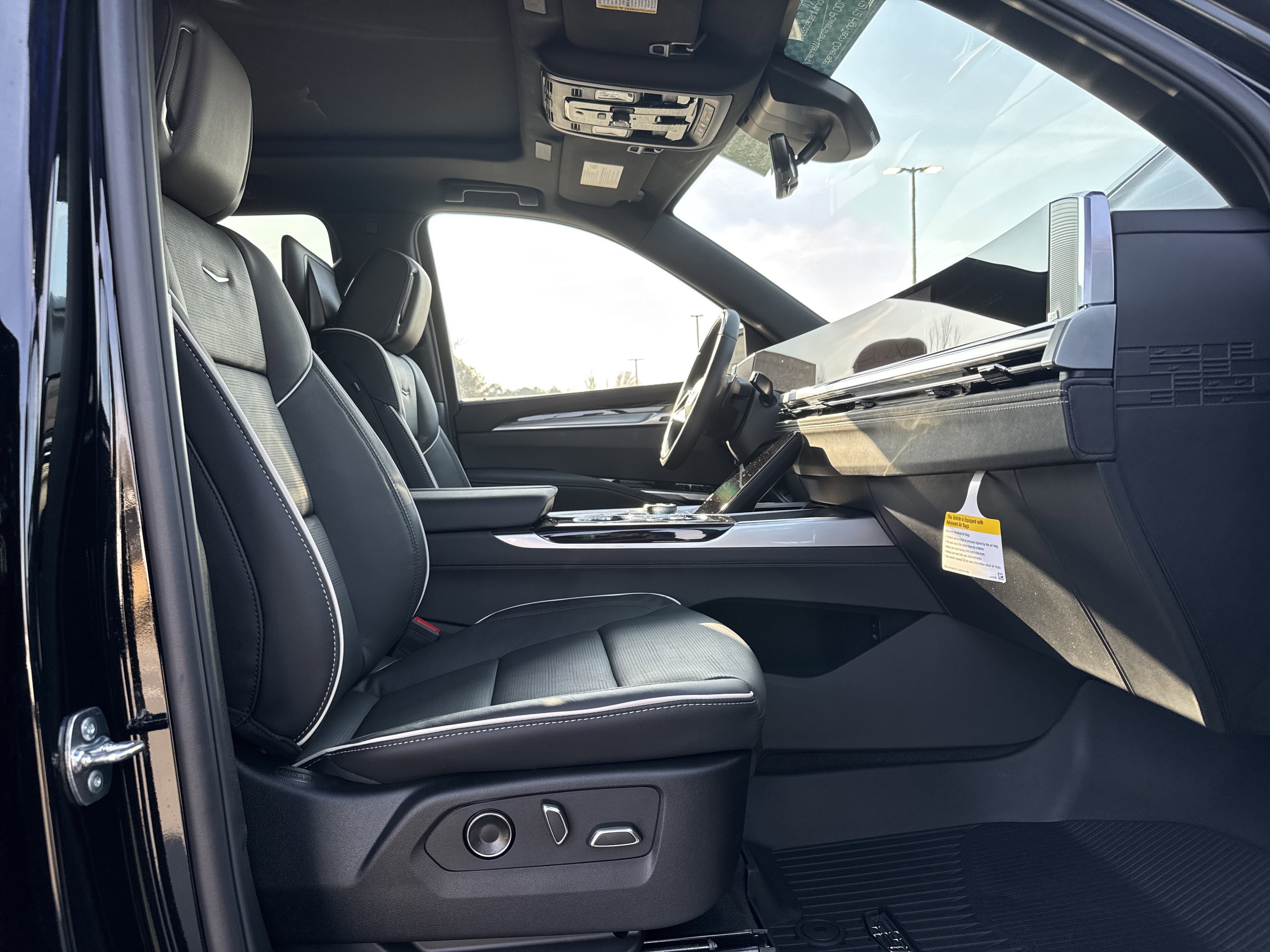 Used 2026 Cadillac Escalade ESV Sport w/ Touring Package image 35