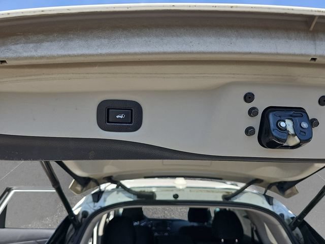 Used 2020 Nissan Rogue SV FWD image 29