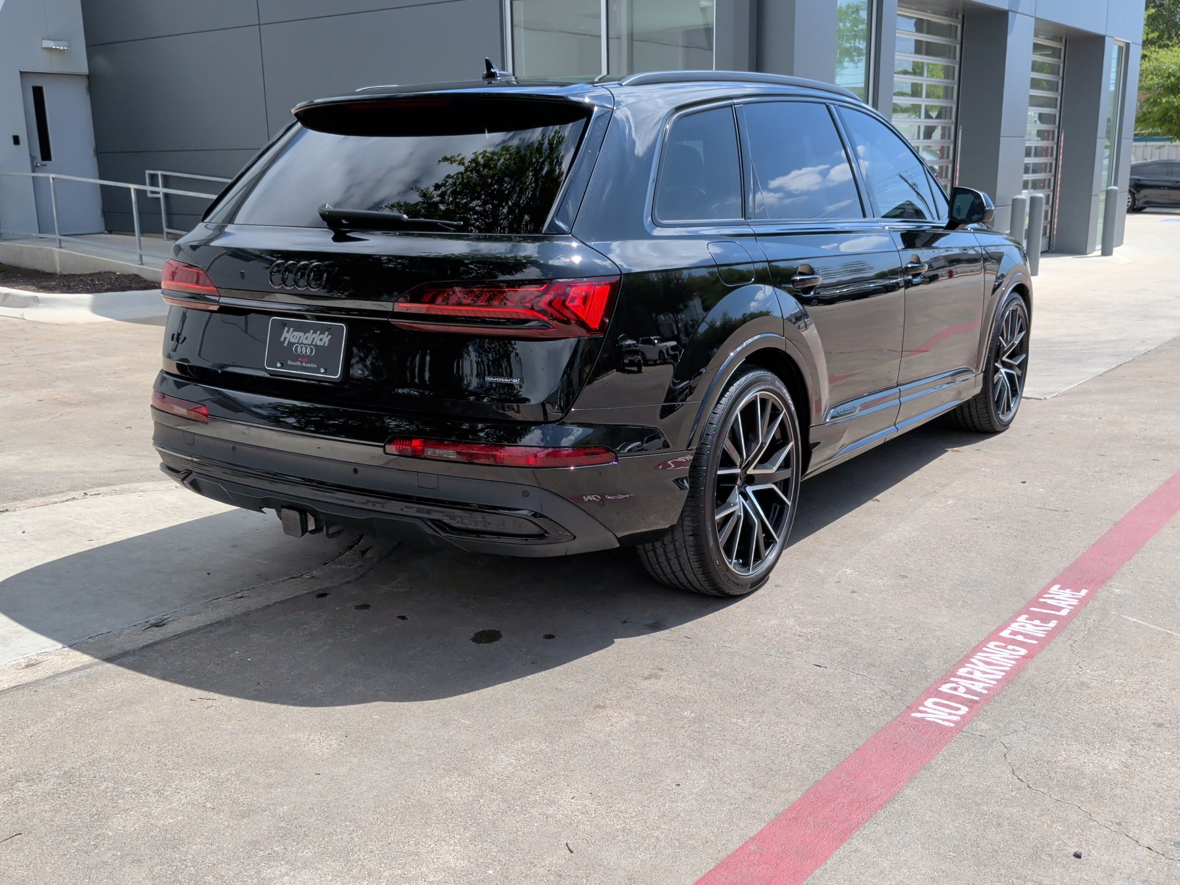 Used 2022 Audi Q7 3.0T Prestige image 10