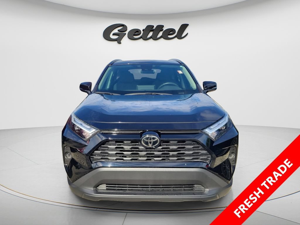 Used 2024 Toyota RAV4 XLE w/ Convenience Package FWD image 2