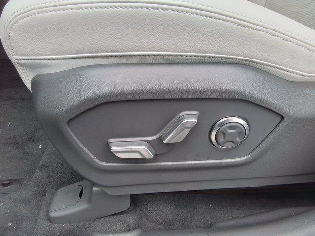 New 2026 Hyundai Santa Fe Limited image 19