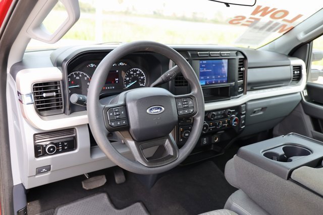 Used 2024 Ford F250 XLT image 12