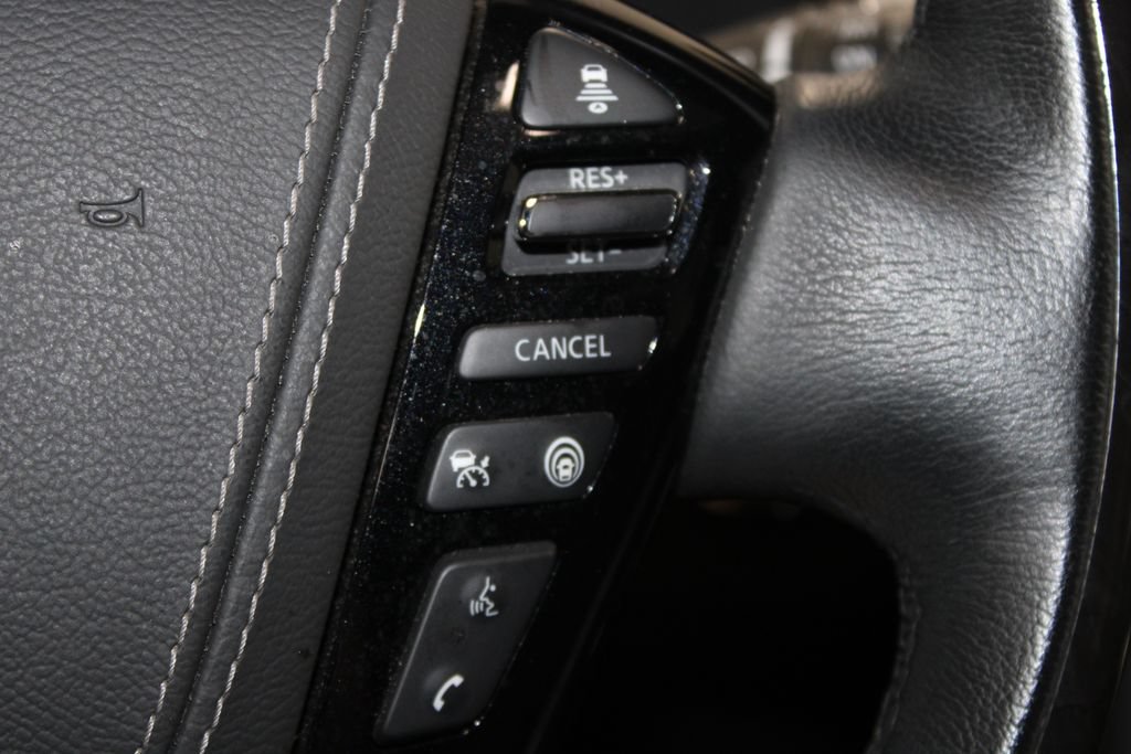 Used 2023 INFINITI QX80 Sensory w/ Cargo Package AWD/4WD image 39