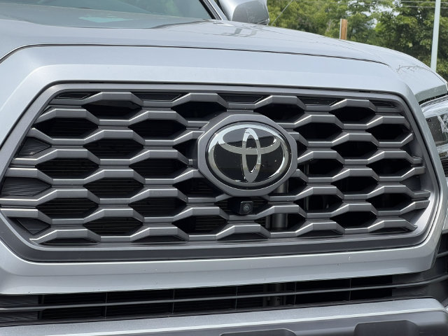 Used 2023 Toyota Tacoma TRD Off-Road w/ TRD Premium Off Road Package AWD/4WD image 53