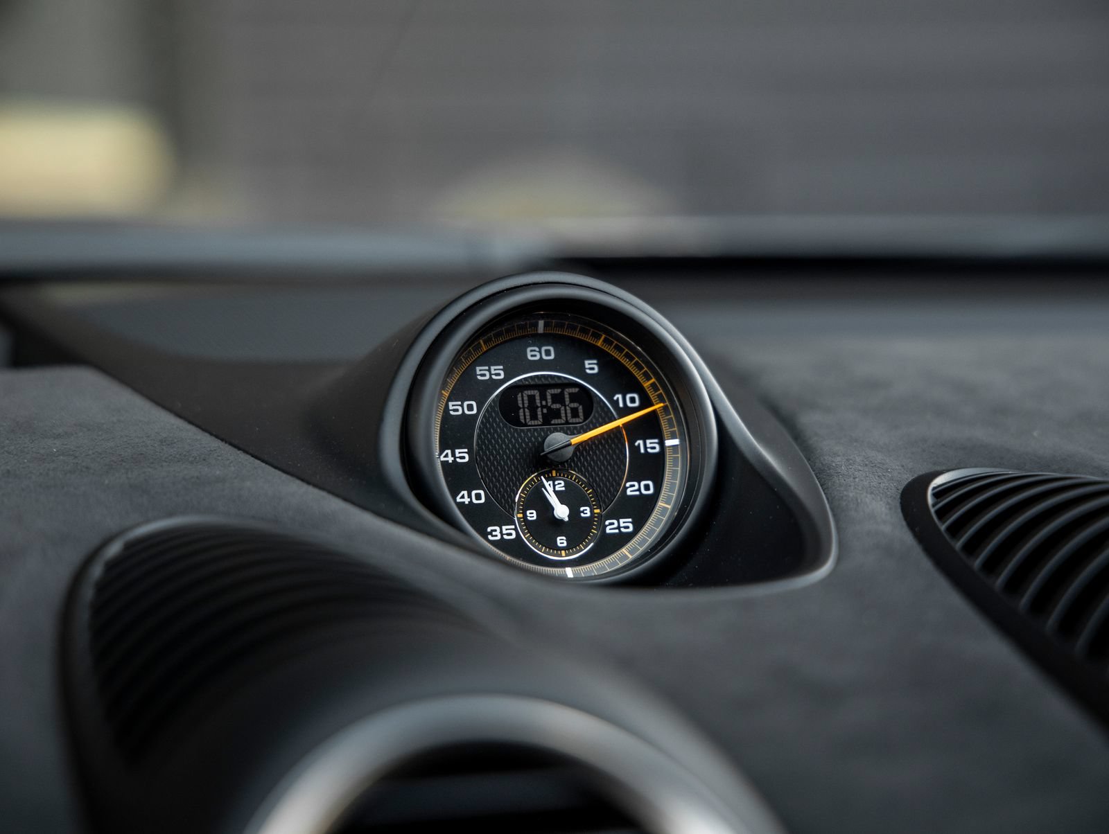 Certified 2024 Porsche 718 Cayman GT4 RS RWD image 41