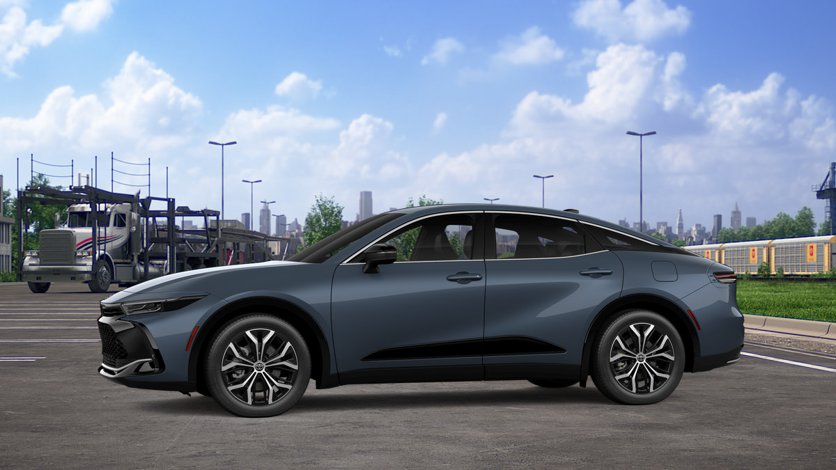 New 2027 Toyota Crown AWD/4WD image 3