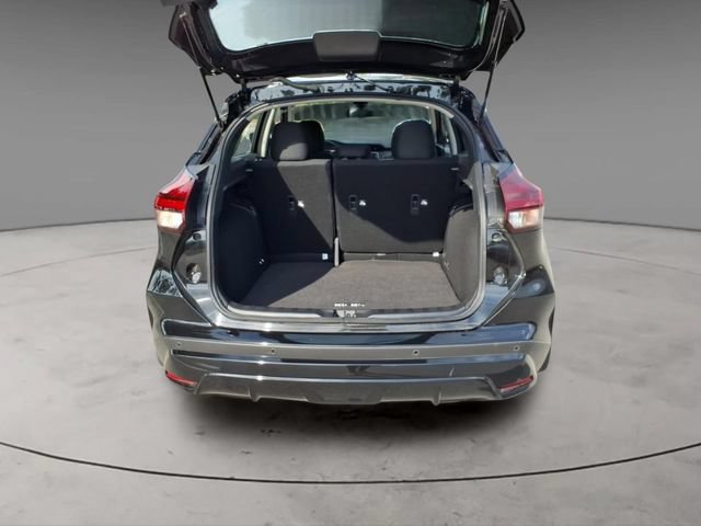 Certified 2025 Nissan Kicks Play S FWD image 9