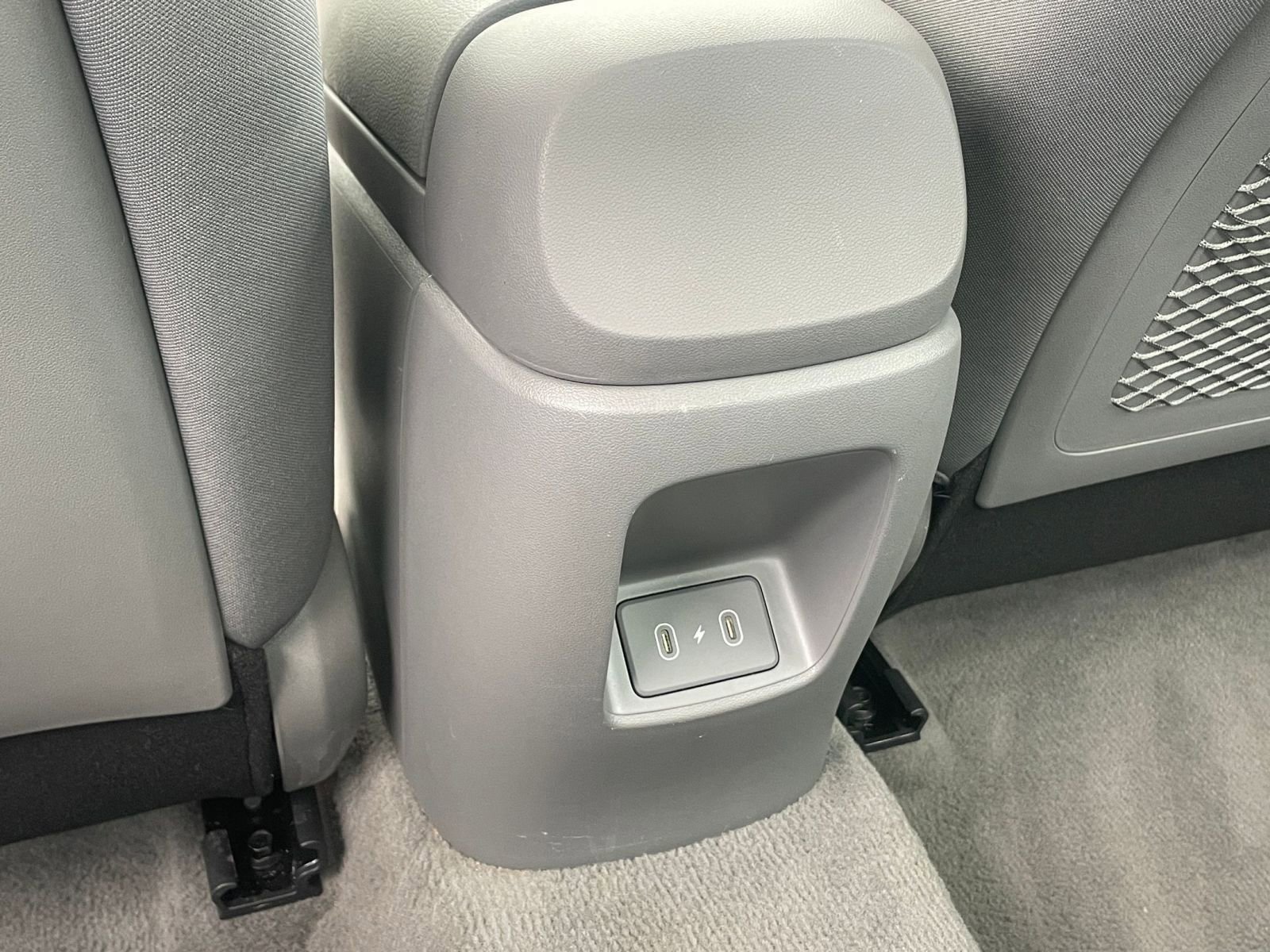 Used 2025 Hyundai Elantra SEL image 23