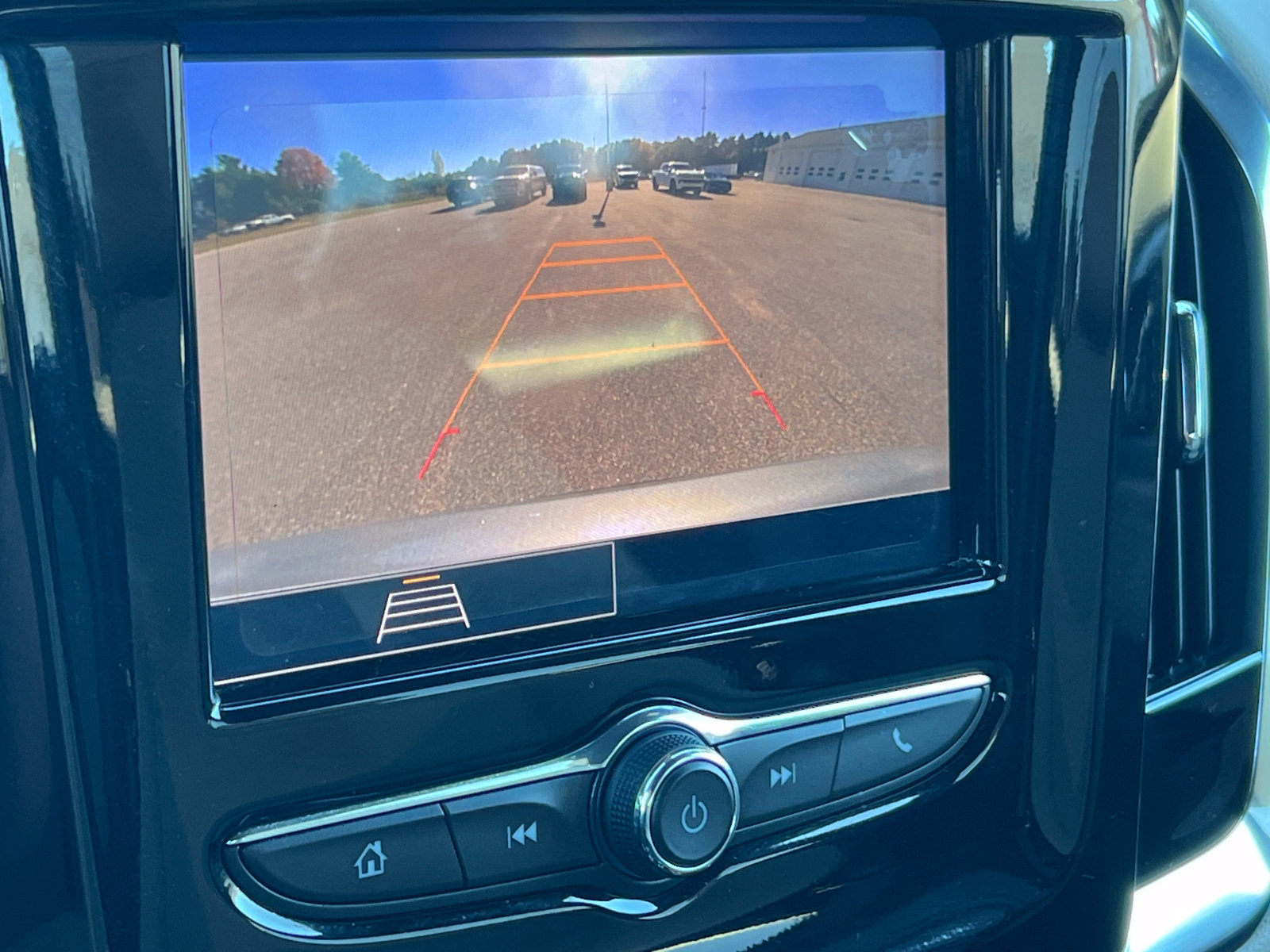 Used 2024 Chevrolet Traverse LS w/ Safety Package FWD image 27