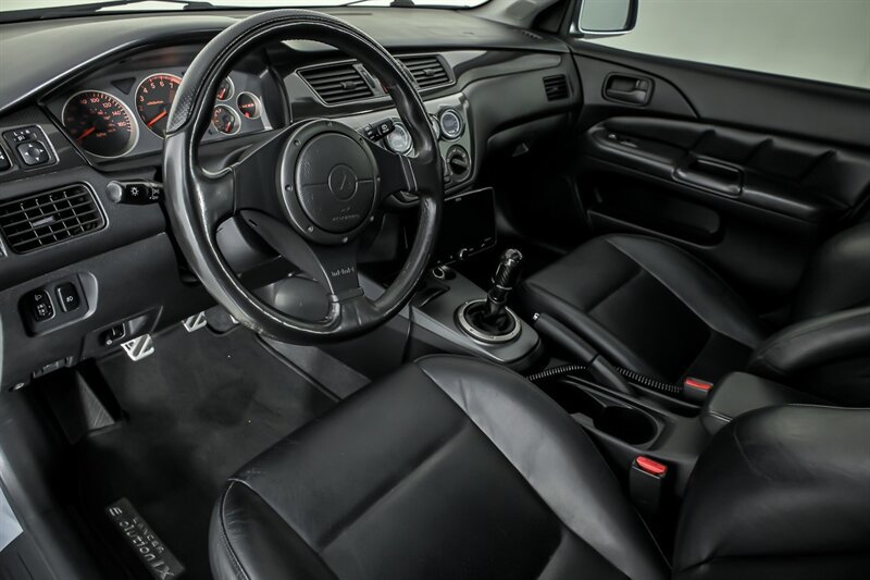 Used 2006 Mitsubishi Lancer Evolution IX AWD/4WD image 19