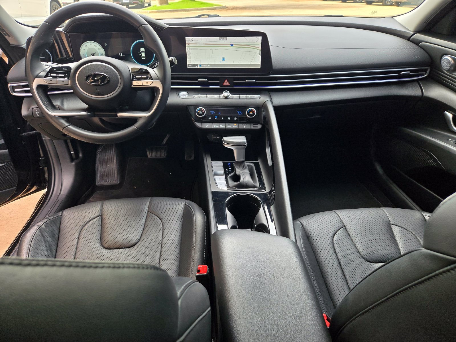 Used 2023 Hyundai Elantra Limited FWD image 8
