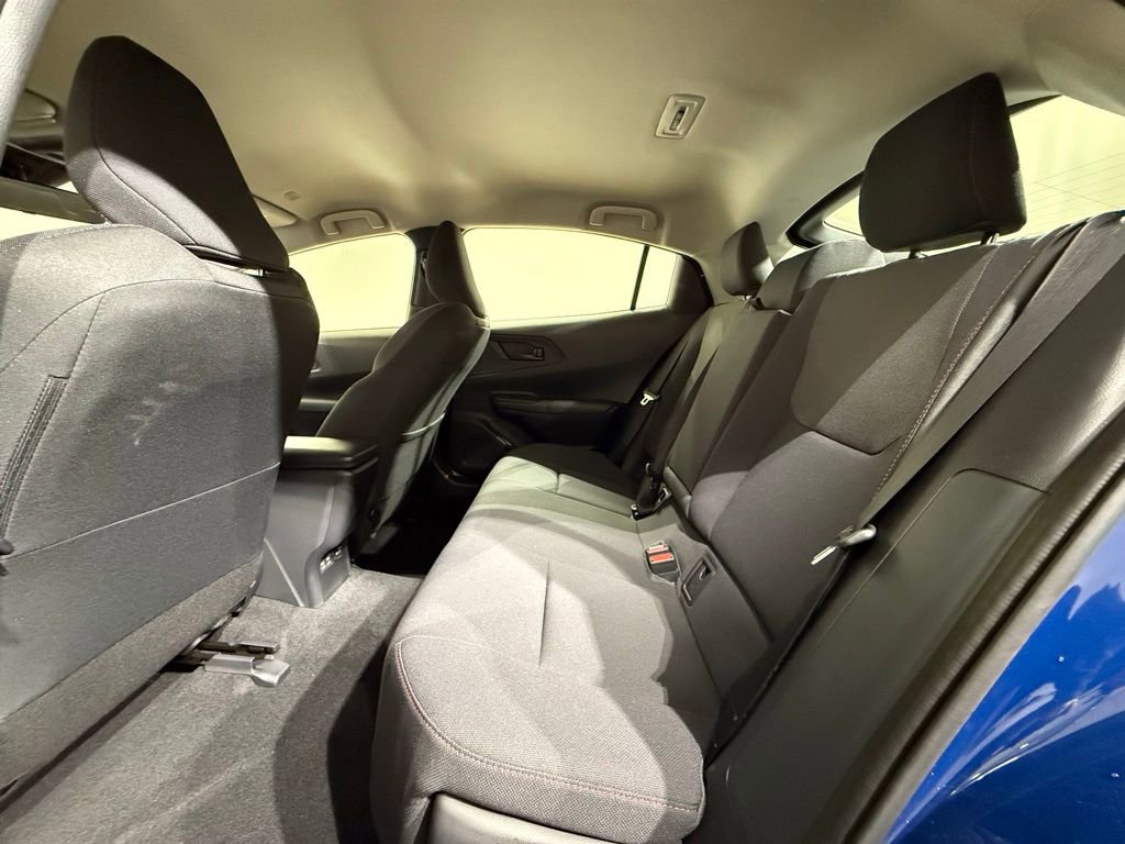 Used 2026 Toyota Prius Plug-In Hybrid FWD image 19