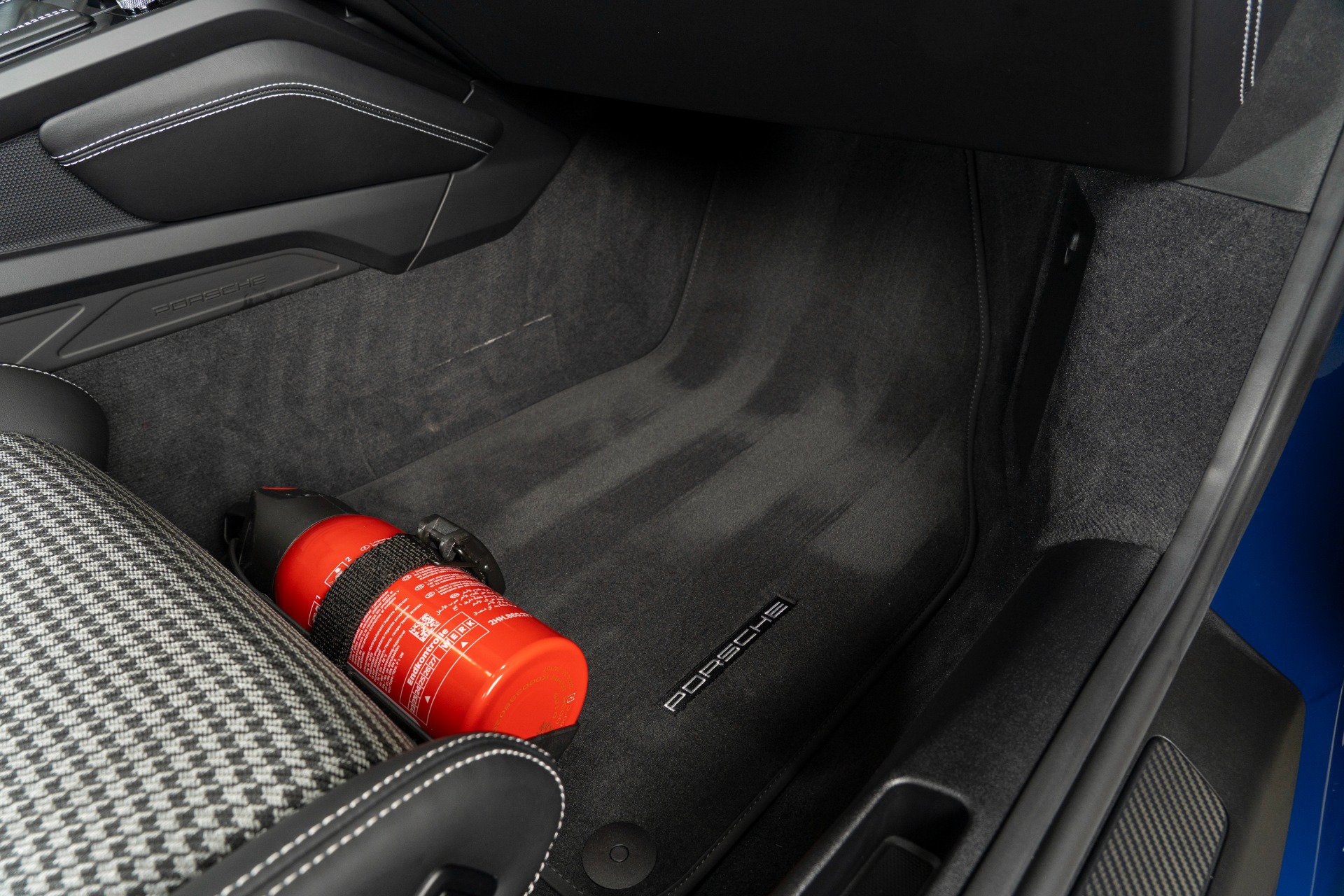 Used 2024 Porsche 911 GT3 RS RWD image 39