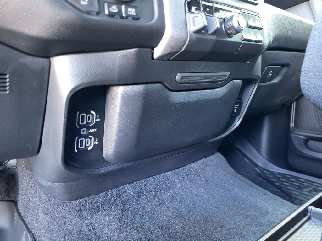 New 2026 RAM 1500 Classic Warlock image 24