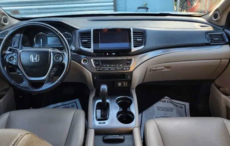 Used 2017 Honda Pilot EX-L image 9
