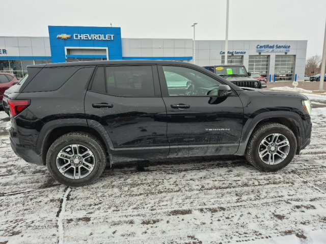 Used 2025 GMC Terrain Elevation image 11