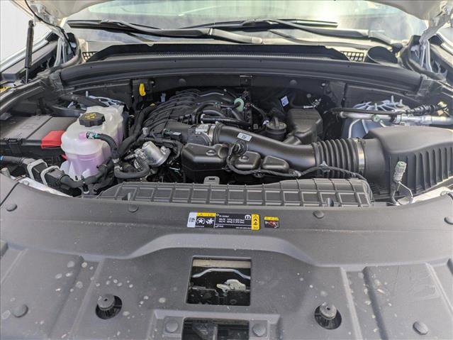 New 2025 Jeep Grand Cherokee Altitude image 17