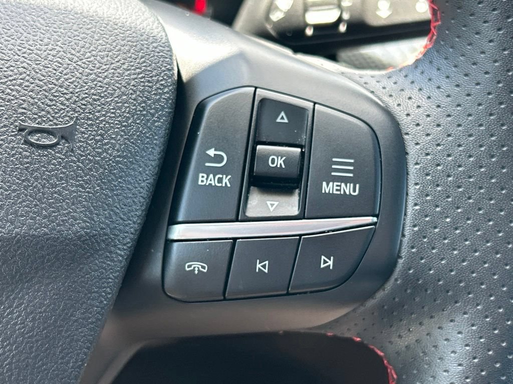 Used 2025 Ford Escape ST-Line Select AWD/4WD image 26