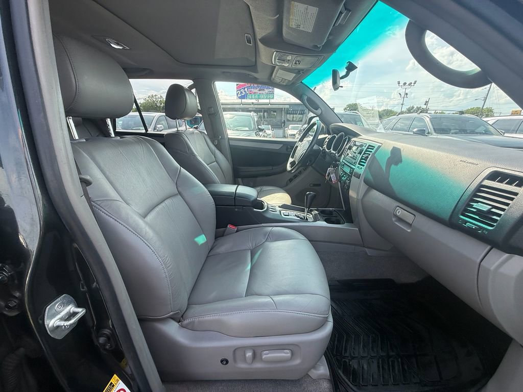 Used 2008 Toyota 4Runner SR5 RWD image 23
