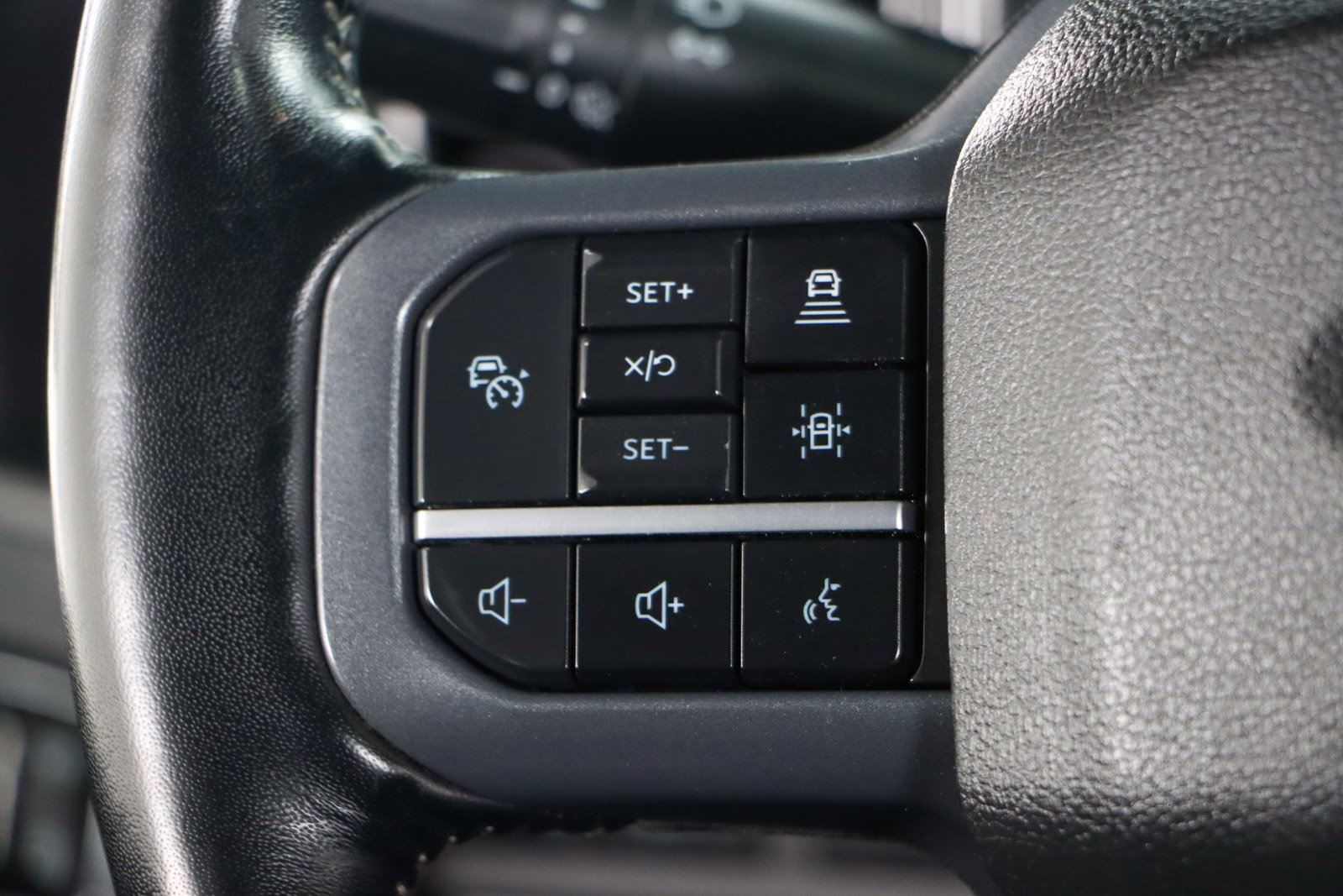 Used 2023 Ford F250 Lariat w/ Lariat Ultimate Package image 14