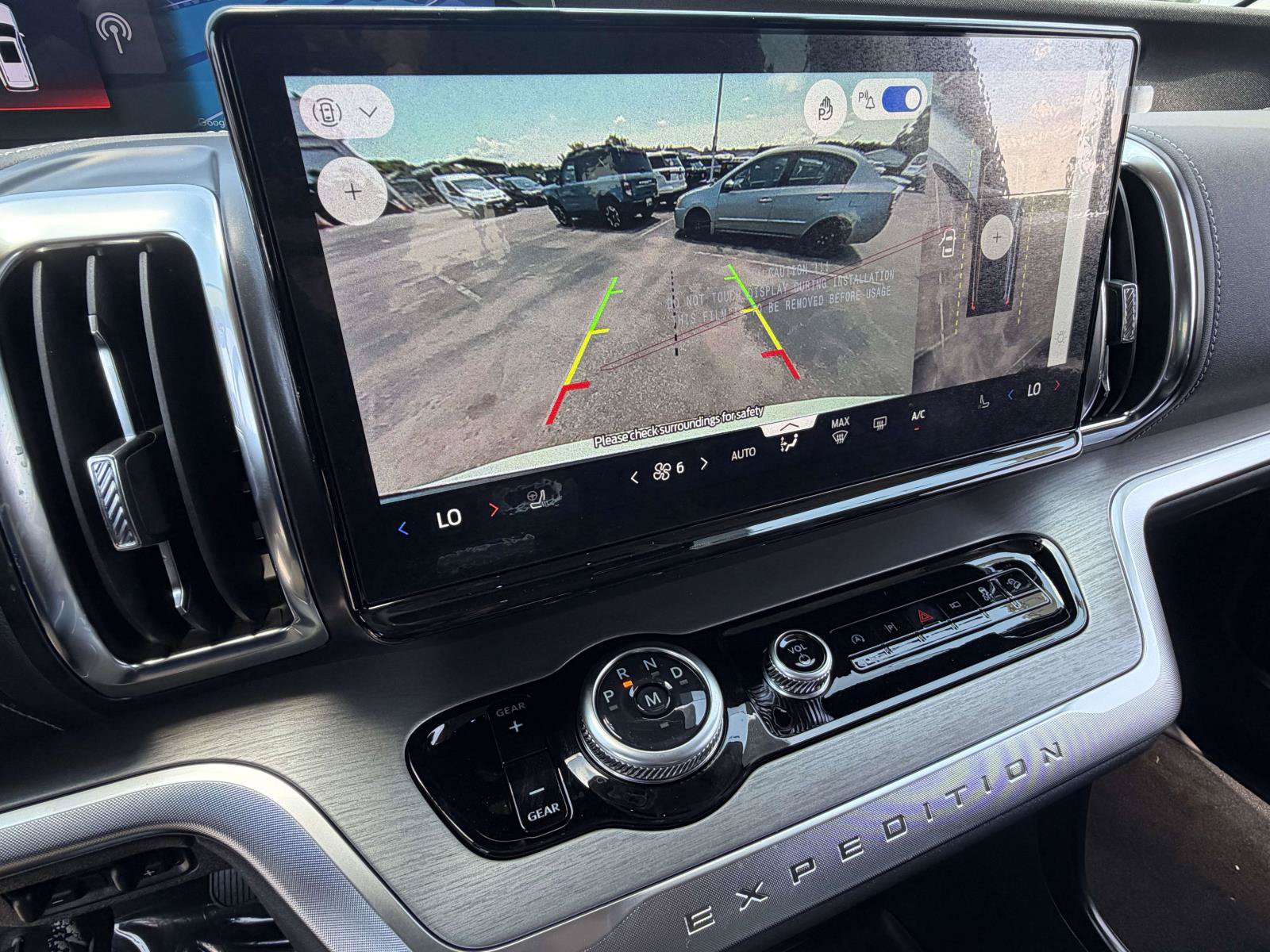 New 2026 Ford Expedition Platinum w/ Driver's Package AWD/4WD image 9
