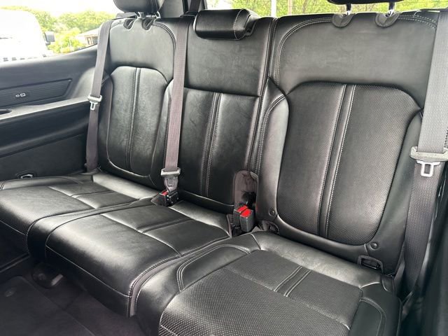Used 2024 Jeep Wagoneer Series II w/ Flexible Seating Group AWD/4WD image 30