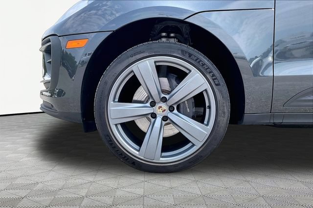 Used 2023 Porsche Macan Turbo AWD/4WD image 22