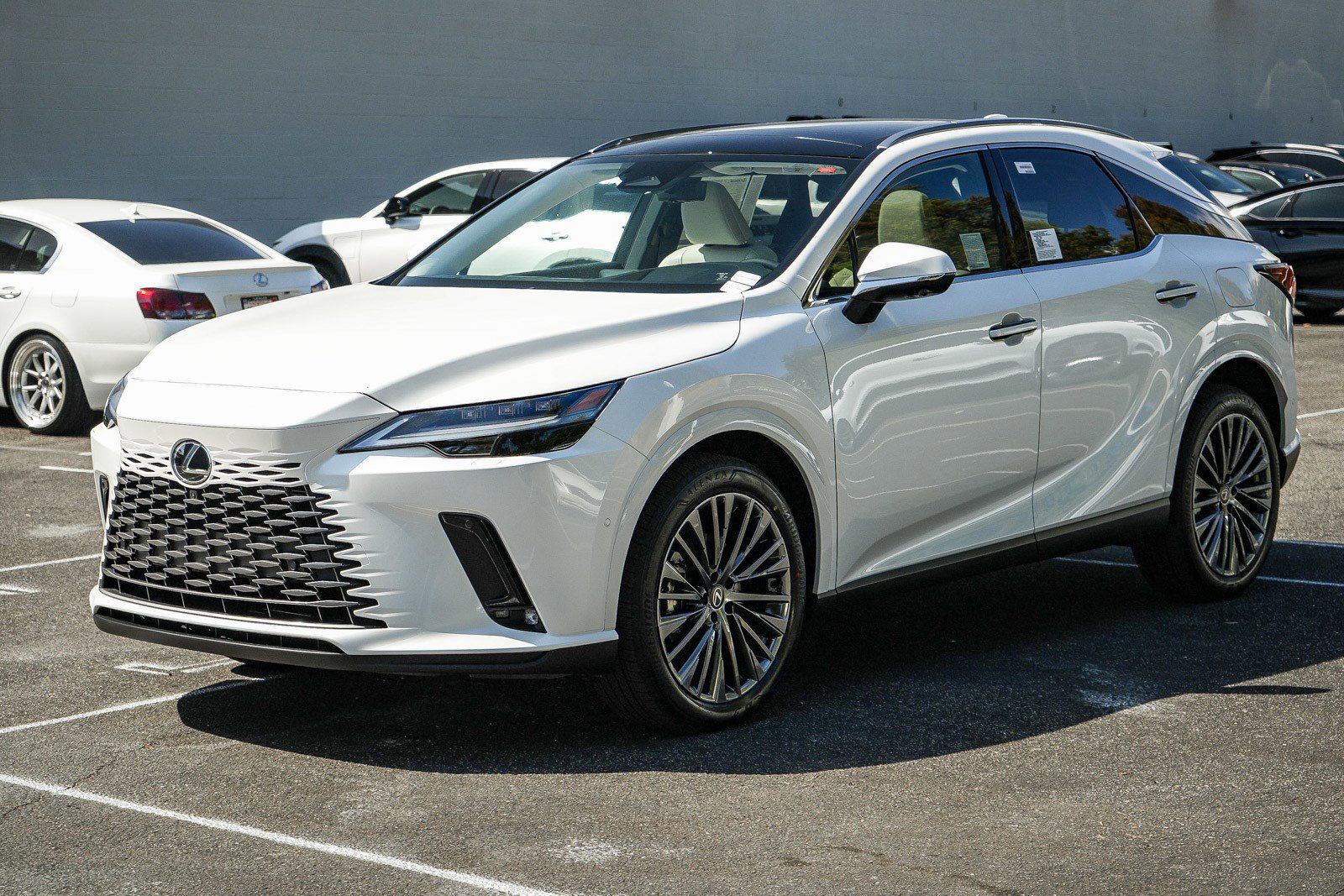 New 2026 Lexus RX 450h AWD image 3