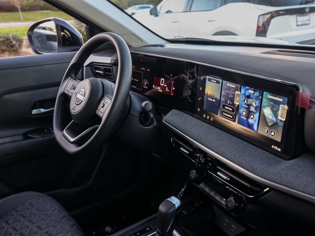 New 2026 Nissan Kicks SV image 20