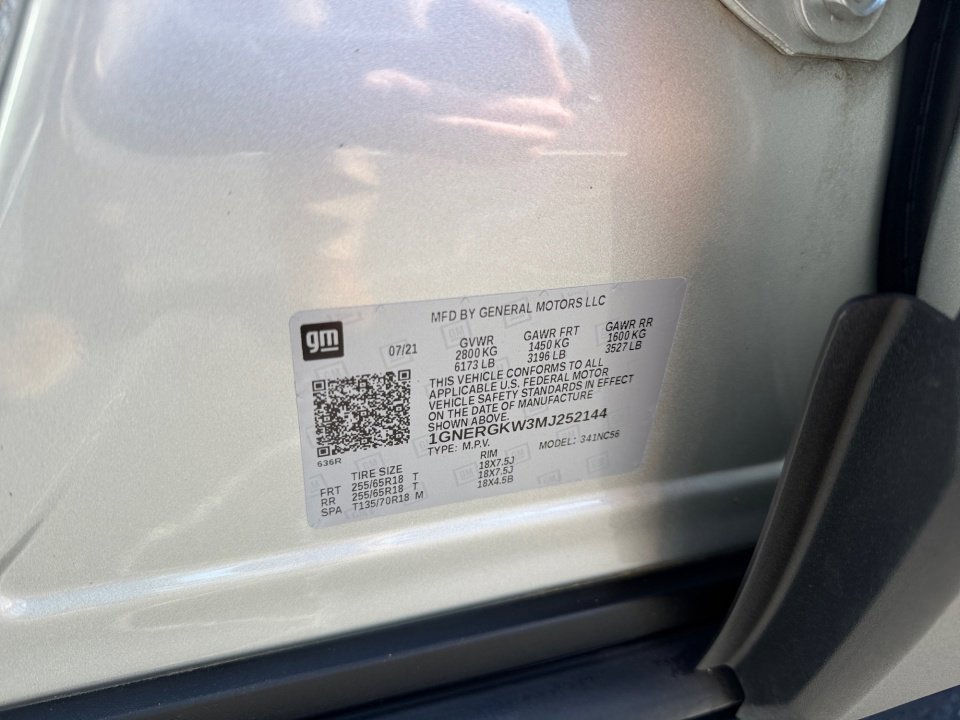 Used 2021 Chevrolet Traverse LT image 39