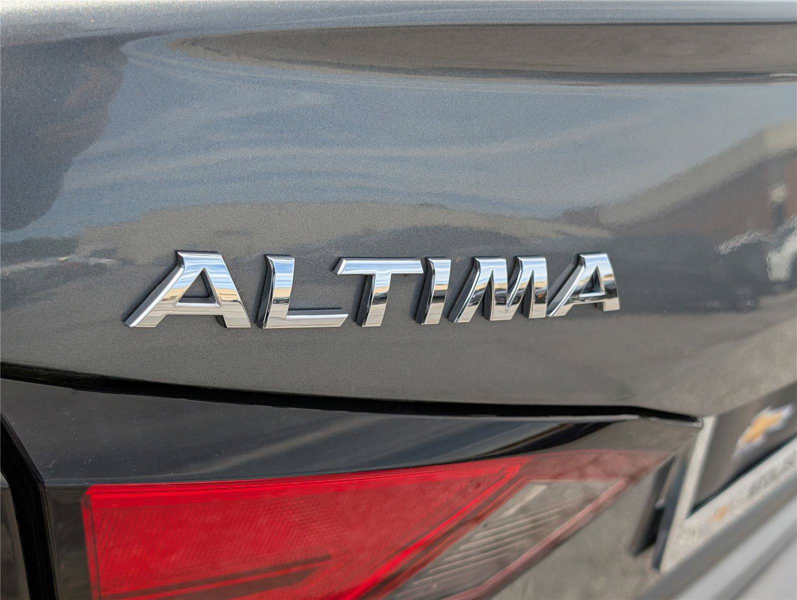 Used 2021 Nissan Altima 2.5 S w/ Driver Assist Package FWD image 9