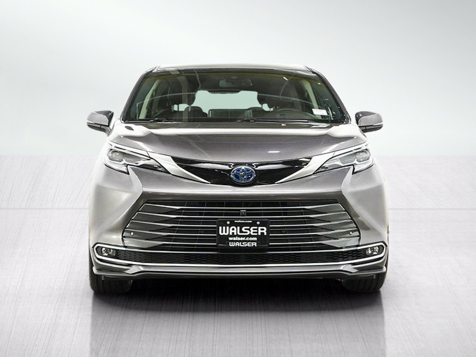 Used 2021 Toyota Sienna Platinum AWD/4WD image 8