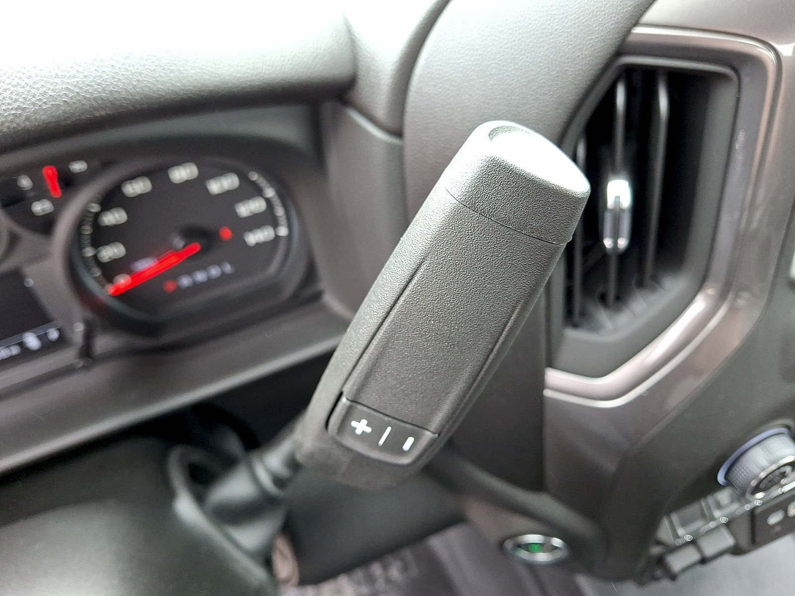 New 2025 Chevrolet Silverado 2500 W/T AWD/4WD image 15