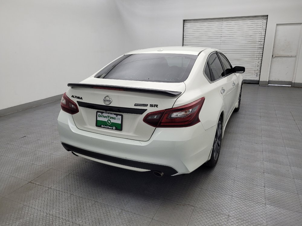Used 2018 Nissan Altima 2.5 SR w/ SR Midnight Edition FWD image 7