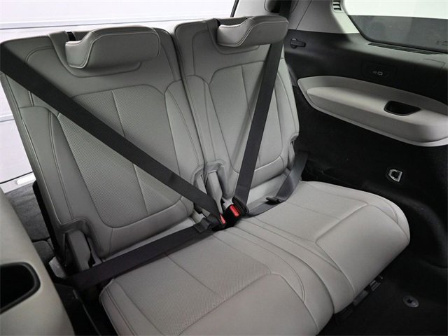 Used 2022 Jeep Grand Cherokee L Overland w/ Advanced Protech Group III image 24