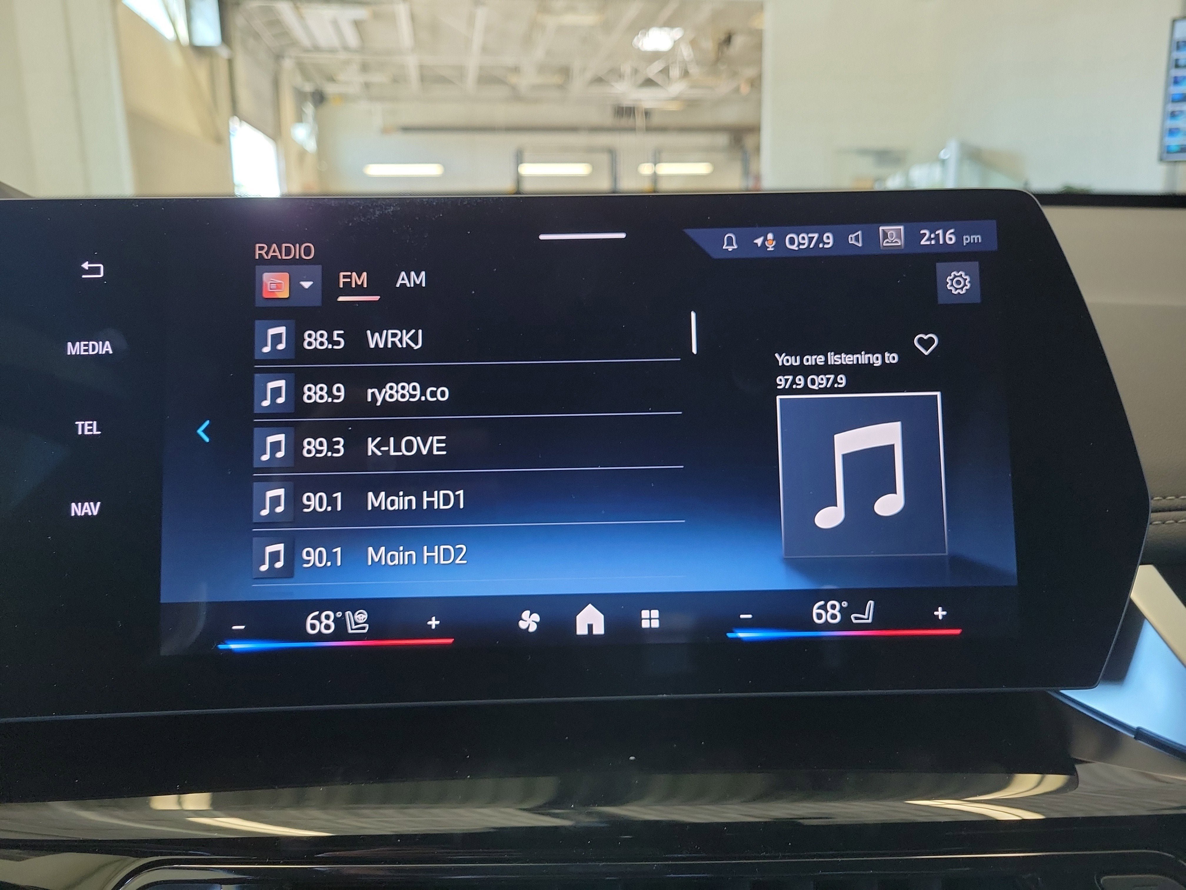 New 2026 BMW X1 xDrive28i w/ Technology Package AWD/4WD image 23