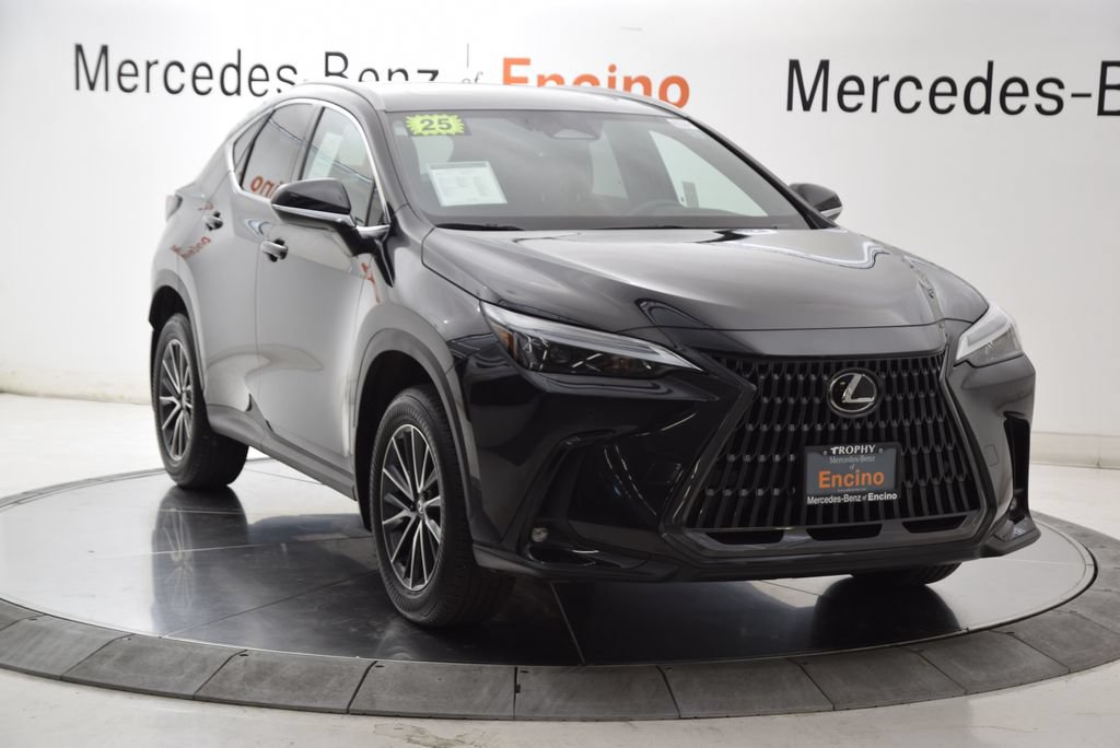 Used 2025 Lexus NX 250 FWD image 8