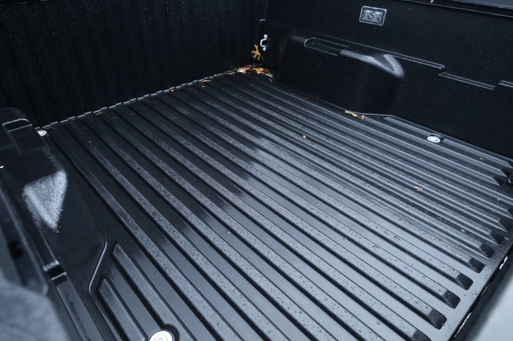 Used 2025 Toyota Tacoma SR5 image 13