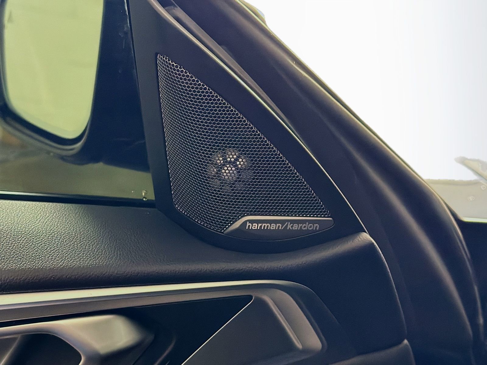 Used 2022 BMW 430i xDrive Coupe w/ M Sport Package image 22