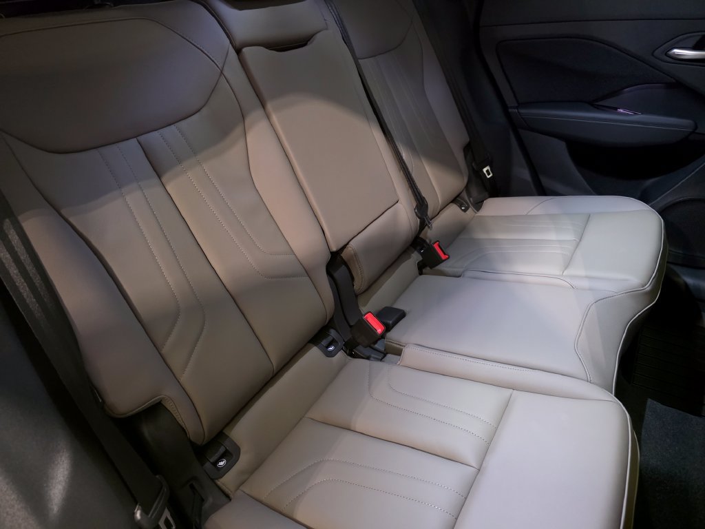 New 2026 Audi Q3 quattro 2.0T AWD/4WD image 11