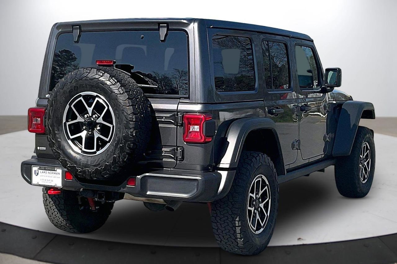 Certified 2025 Jeep Wrangler Unlimited Rubicon AWD/4WD image 9