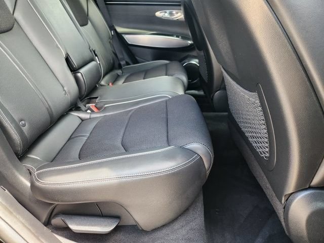 Used 2024 Genesis GV70 2.5T w/ Sport Prestige Package AWD/4WD image 31