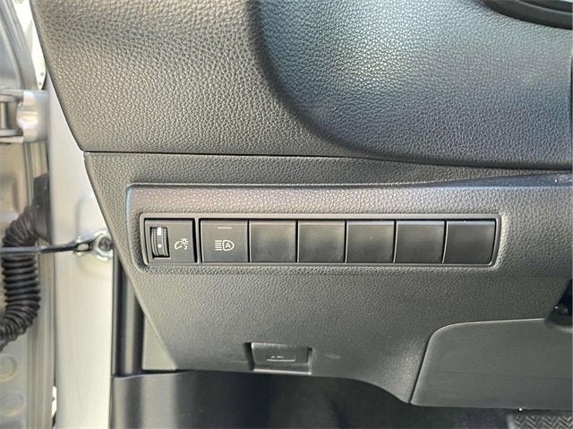 Used 2022 Toyota Corolla LE image 20