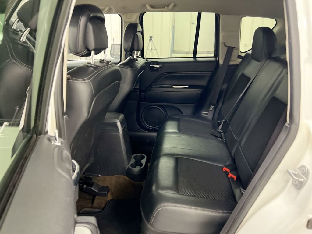 Used 2016 Jeep Compass Latitude image 20