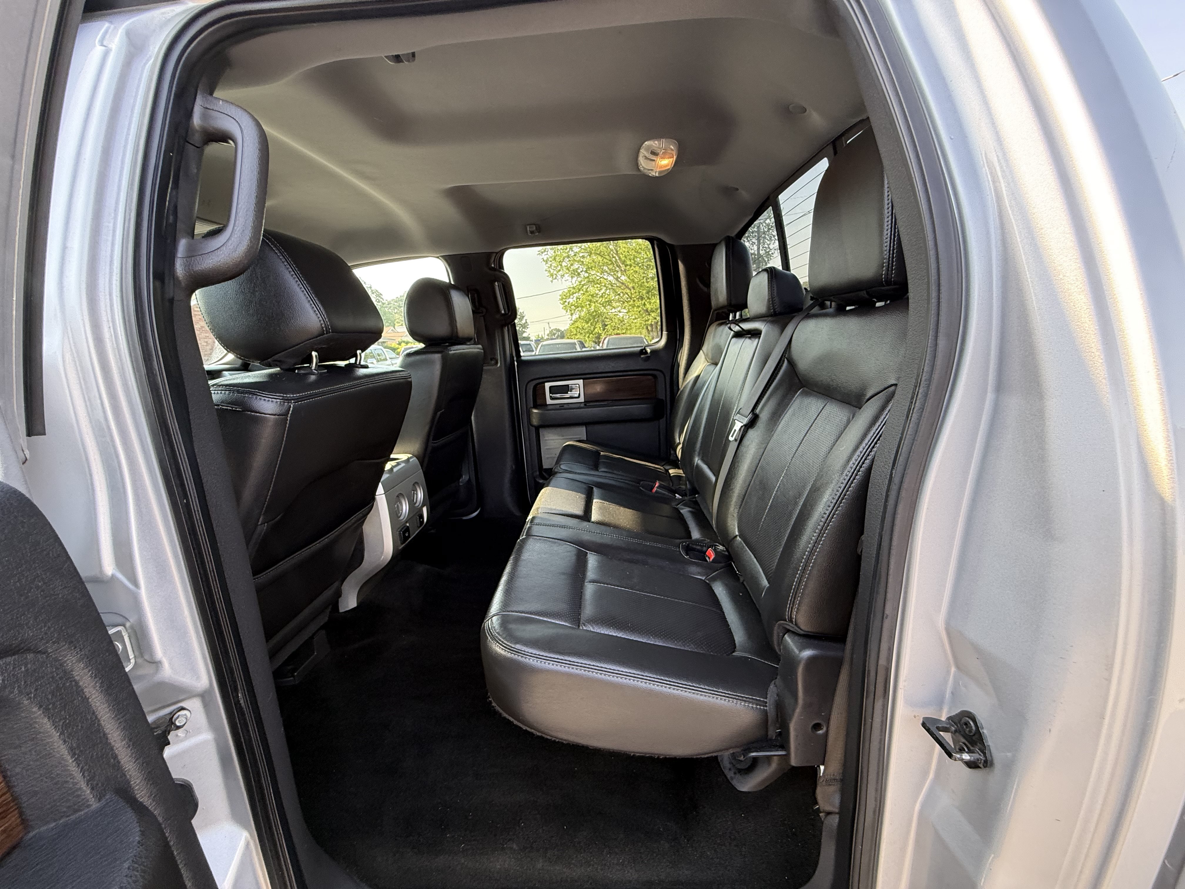 Used 2014 Ford F150 Lariat w/ Equipment Group 501A Mid AWD/4WD image 12