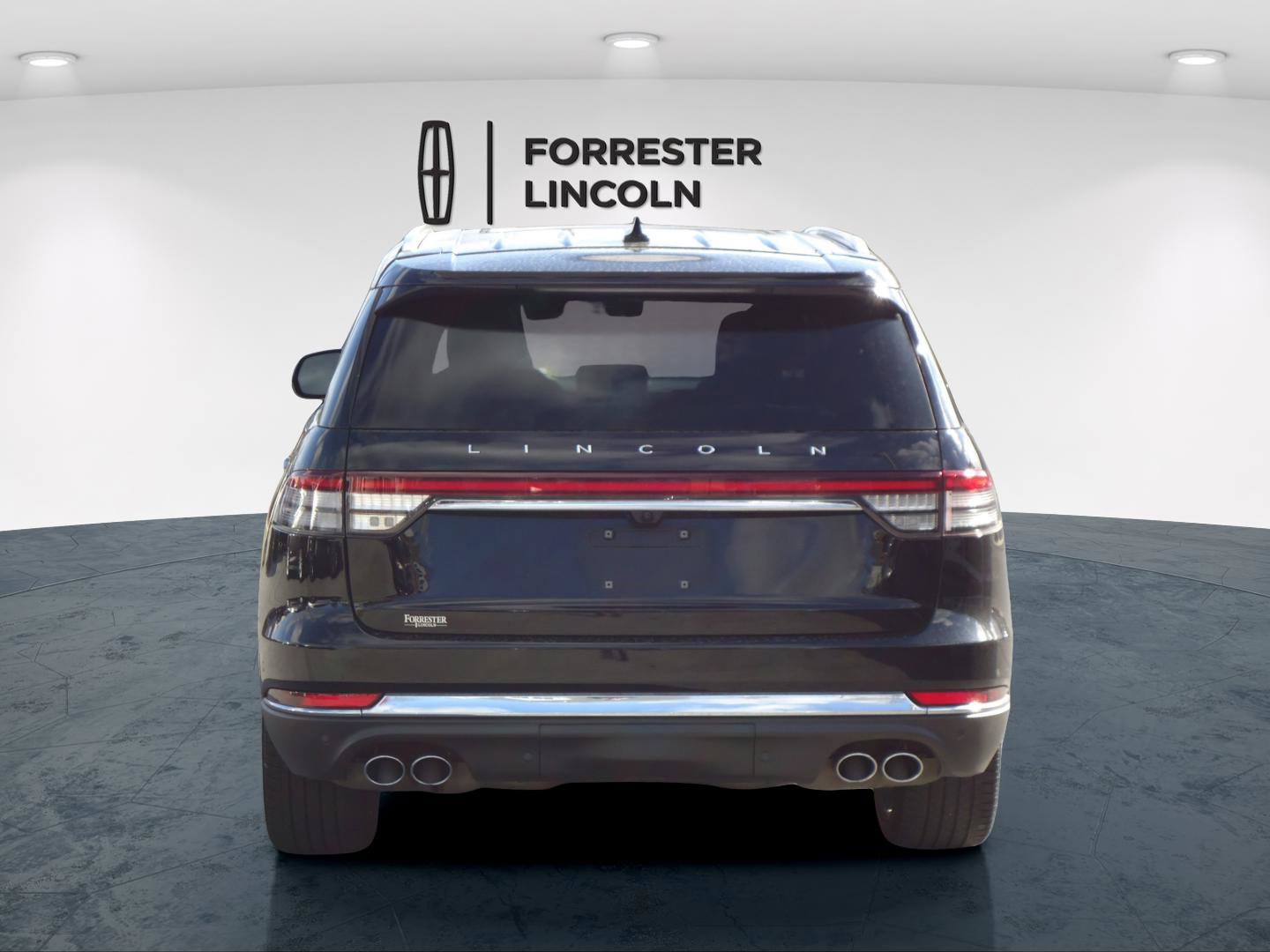 Used 2023 Lincoln Aviator Reserve w/ Equipment Group 201A image 4