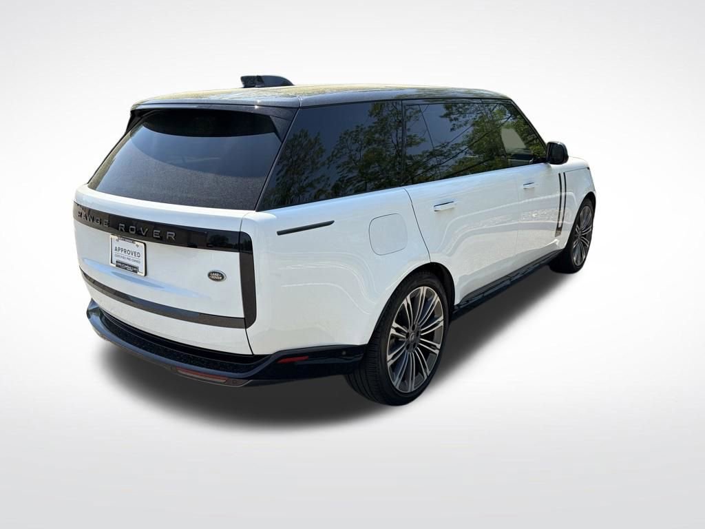 Certified 2023 Land Rover Range Rover Long Wheelbase SE AWD/4WD image 8