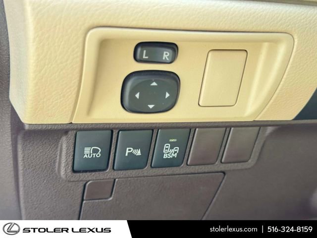 Used 2016 Lexus ES 350 w/ Luxury Package w/Wood Trim FWD image 25